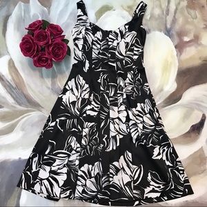 WHBM v-neck sweetheart satin a-line dress- size 8